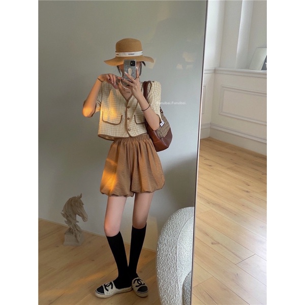 Quần đùi búp bê chân ống rộng lồng đèn