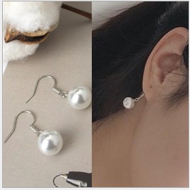 Bông tai hạt châu tự nhiên B263