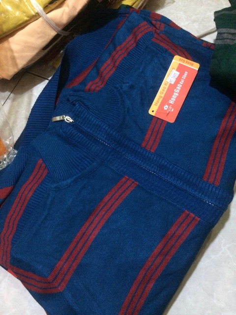 Áo khoác thun len sọc trung niên hàng QC xịn | BigBuy360 - bigbuy360.vn