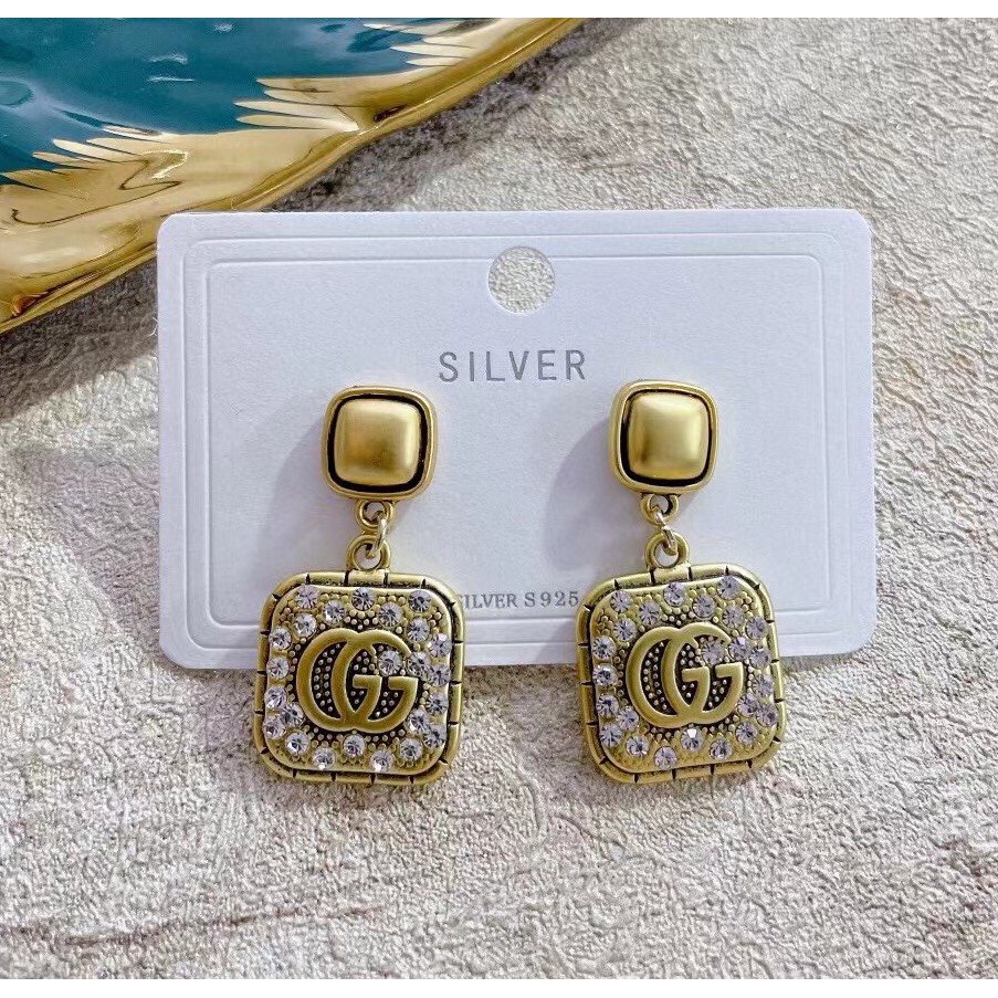 Khuyên Tai Dạng Vòng Bằng Thép Titan In Logo Gucci Thời Trang Dành Cho Nữ