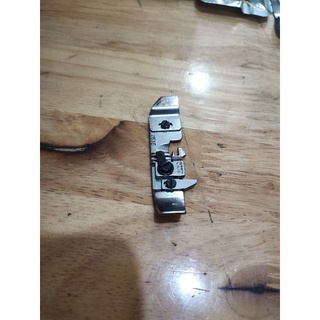chân vịt máy vắt sổ 4 chỉ công nghiệp