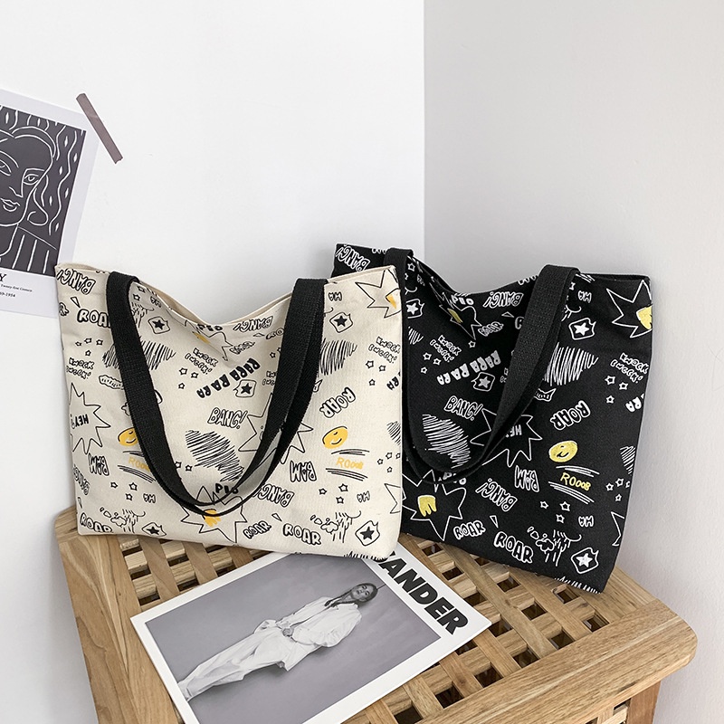 Túi Đeo Chéo Vai Bằng Vải Canvas In Họa Tiết Graffiti Dễ Thương Dành Cho Nữ