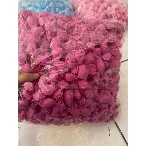 Hoa gấu xốp 3,5cm gắn gấu 1 gói 500 bông