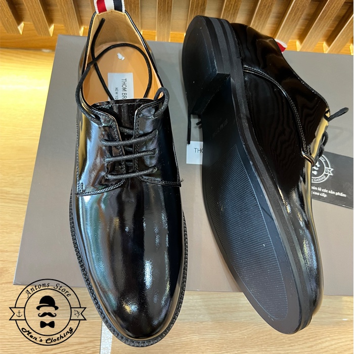 Giày Thom Browne Buộc Dây Bóng Trơn