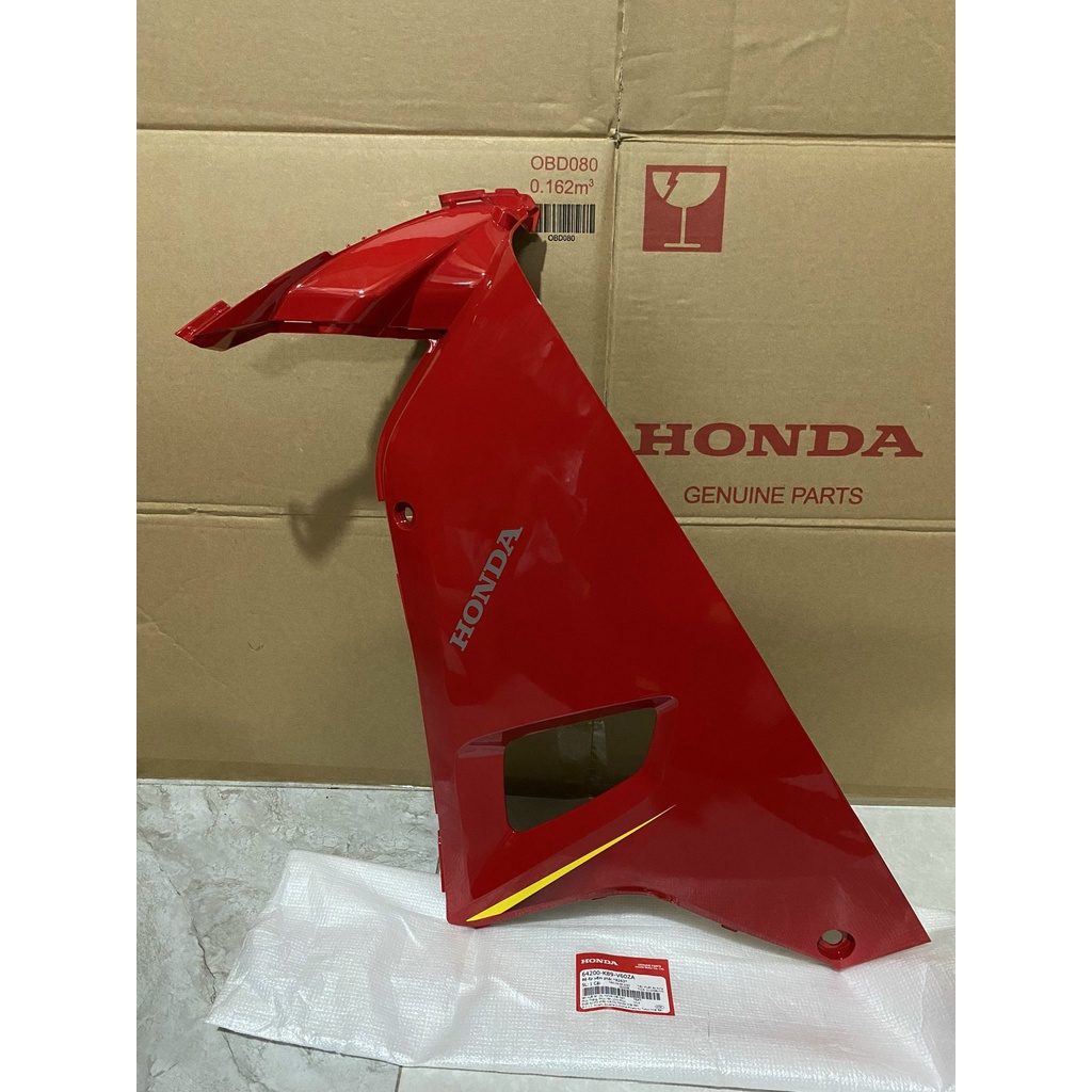 Bộ ốp yếm phải | cánh yếm trong WAVE A110  màu Đỏ chính hãng Honda