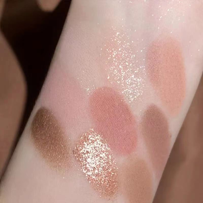 [Hàng mới về] Bảng Phấn Mắt Màu Lì Và Ánh Nhũ Lấp Lánh Trong Suốt Thời Trang