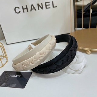 BỜM LỤA SANG CHẢNH, TIỂU THƯ