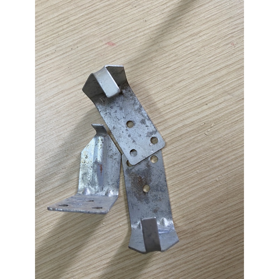 Combo 3 chiếc móc treo bình chữa cháy 4kg