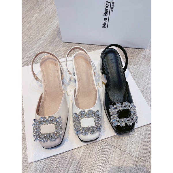 Sandal da bóng đá vuông bít mũi hàng cao cấp fullbox
