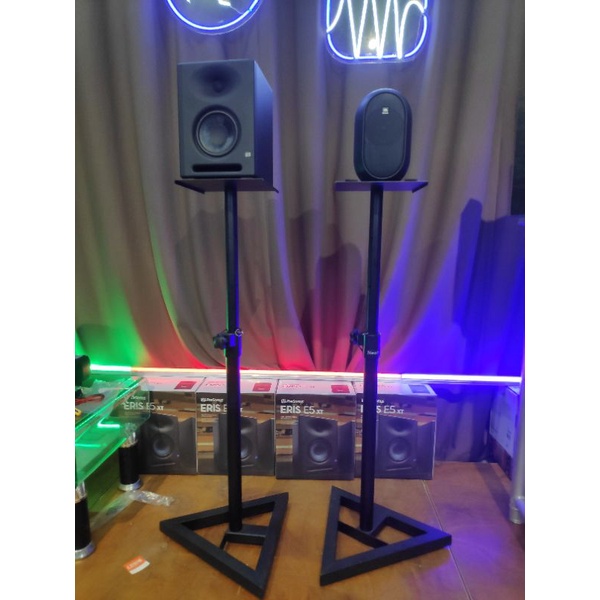 Chân loa kiểm âm