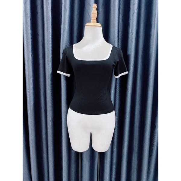 Áo croptop cổ U phối viền