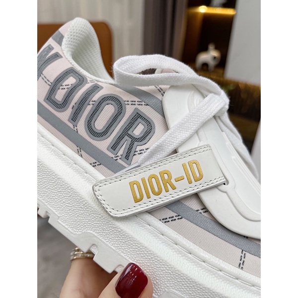 Giày thể thao nữ dáng bánh mì lưỡi cao su dài thương hiệu Dior CD da thật cao cấp