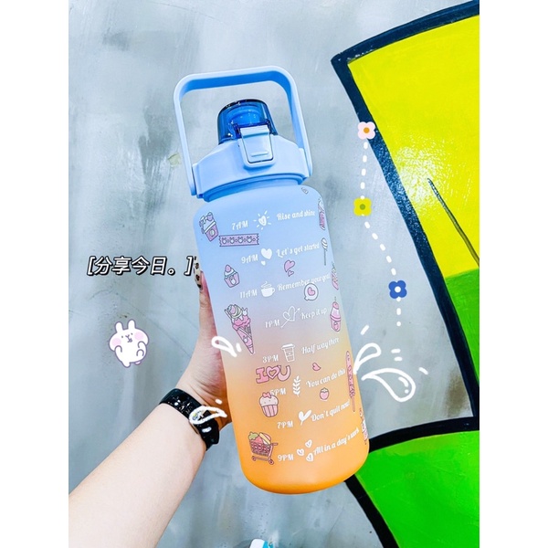 Bình Đựng Nước 2L Dễ Thương Có Vạch Báo Giờ Uống Nước