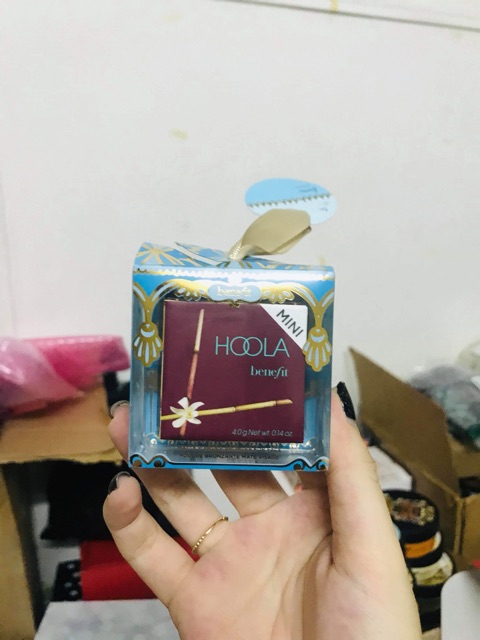 Có sẵn Phấn tạo khối Hoola Matte Mini 4gr | BigBuy360 - bigbuy360.vn