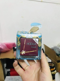 Có sẵn Phấn tạo khối Hoola Matte Mini 4gr