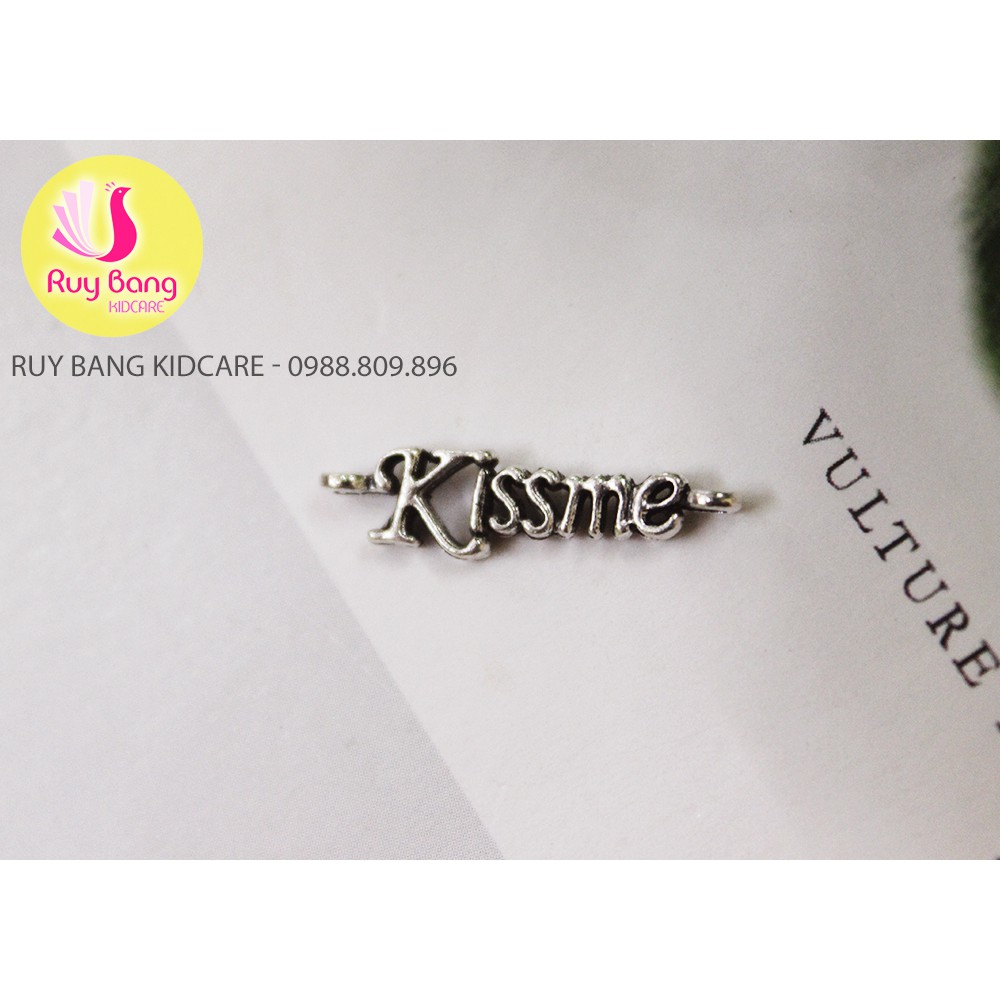 Cành lá kim loại, center đá đính hoa vải handmade