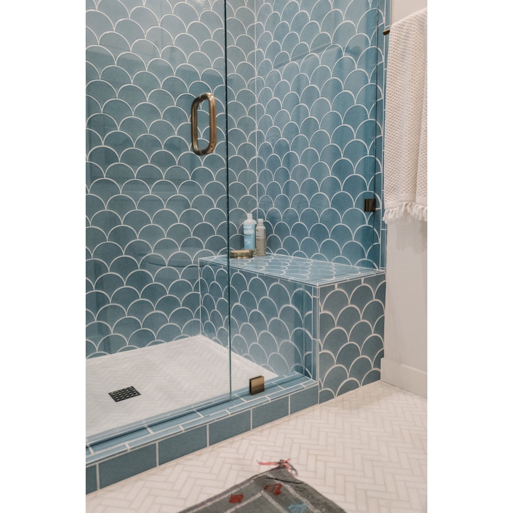 Khổ lớn dài 5m x rộng 60cm - Decal dán nhà tắm mẫu vây cá - Không thấm nước - HN Decor