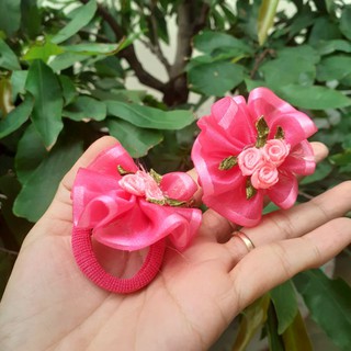 Một cặp cột tóc vải hoa hồng cho bé (mã XX)