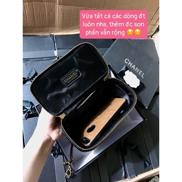 Túi cốp hoa trà trần chám da mềm có quai cầm size 20 không kèm hoa sang chảnh M111