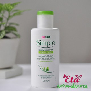 Sữa dưỡng UK Simple Kind To Skin Rich Moisturiser 12h sáng da cho DA NHẠY CẢM 125ml
