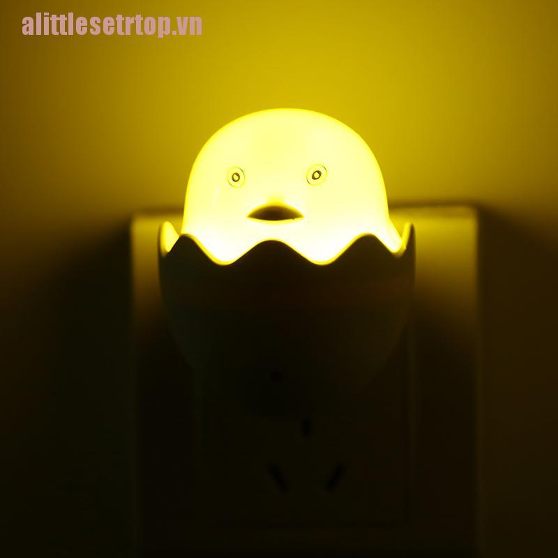 Đèn Ngủ Mini Hình Chú Vịt Vàng Dễ Thương Dùng Trang Trí Phòng Ngủ Cho Bé