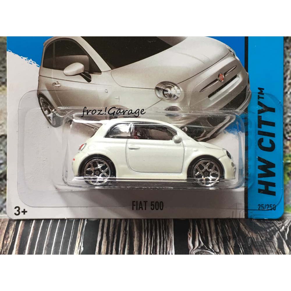 Mô Hình Đồ Chơi Xe Hơi Hot Wheels Fiat 500 10964 Thẻ