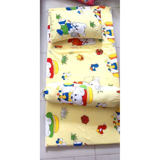 Nệm Bộ Em Bé Đi Học