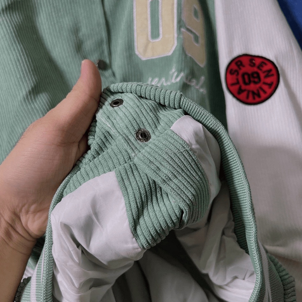 Áo Khoác Nhung Nữ Hai Lớp Nút Bấm, Cổ Sơ Mi Logo 09 Phối Tay Thêu , Form Rộng Mặc Đẹp Thoải Mái [NEW UNISEX]