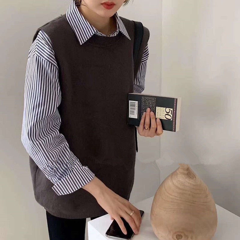Set áo sơ mi kẻ sọc cổ tròn hở lưng + áo khoác len thời trang xuân thu phong cách Hàn Quốc 2021