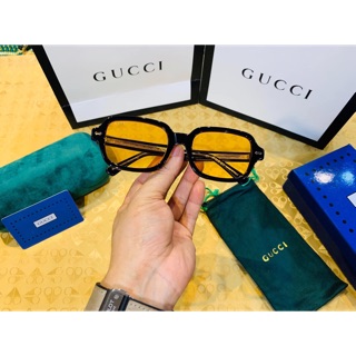 Kính Gucci Sơn Tùng