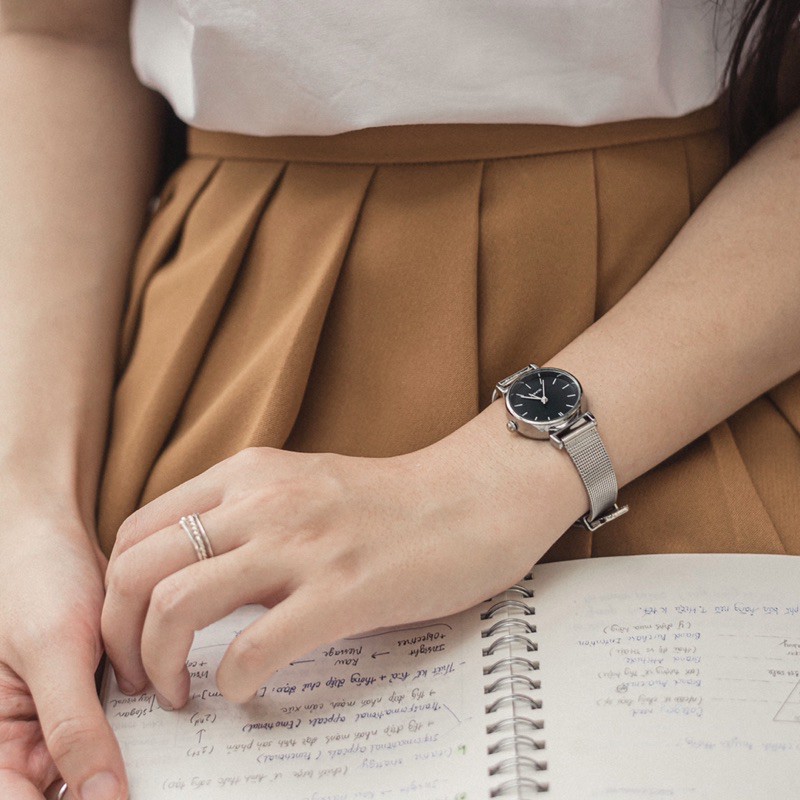 Đồng hồ nữ mặt nhỏ dây kim loại MONO bạc mặt đen đồng hồ nữ mặt tròn đẹp giá rẻ Watchesbytif size 22mm