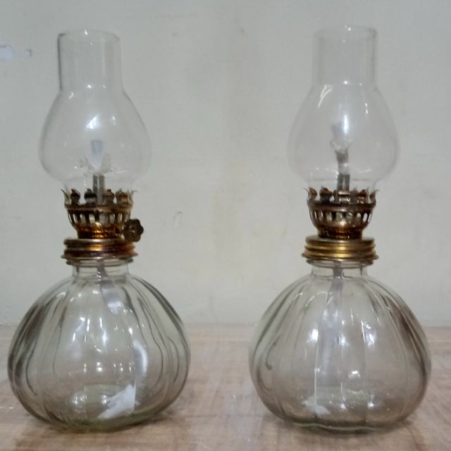 Cặp Đèn Dầu Đốt Dầu Cát Tường Lưu Ly
