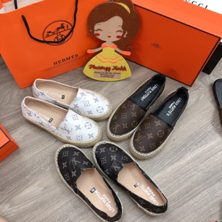 Giầy slip on viền cói