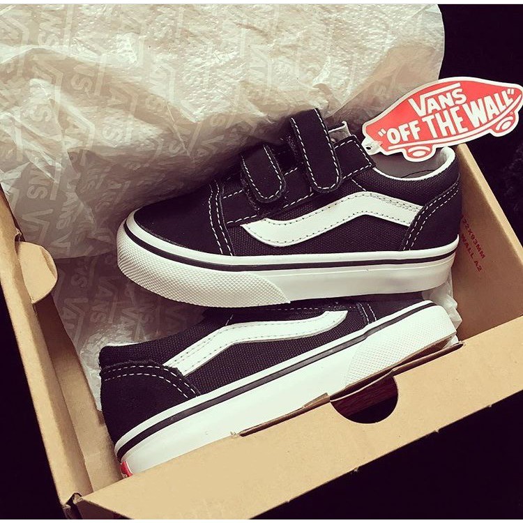 Giày Thể Thao Vans Old Skool V Vải Canvas Thiết Kế Đơn Giản Trẻ Trung Hợp Thời Trang