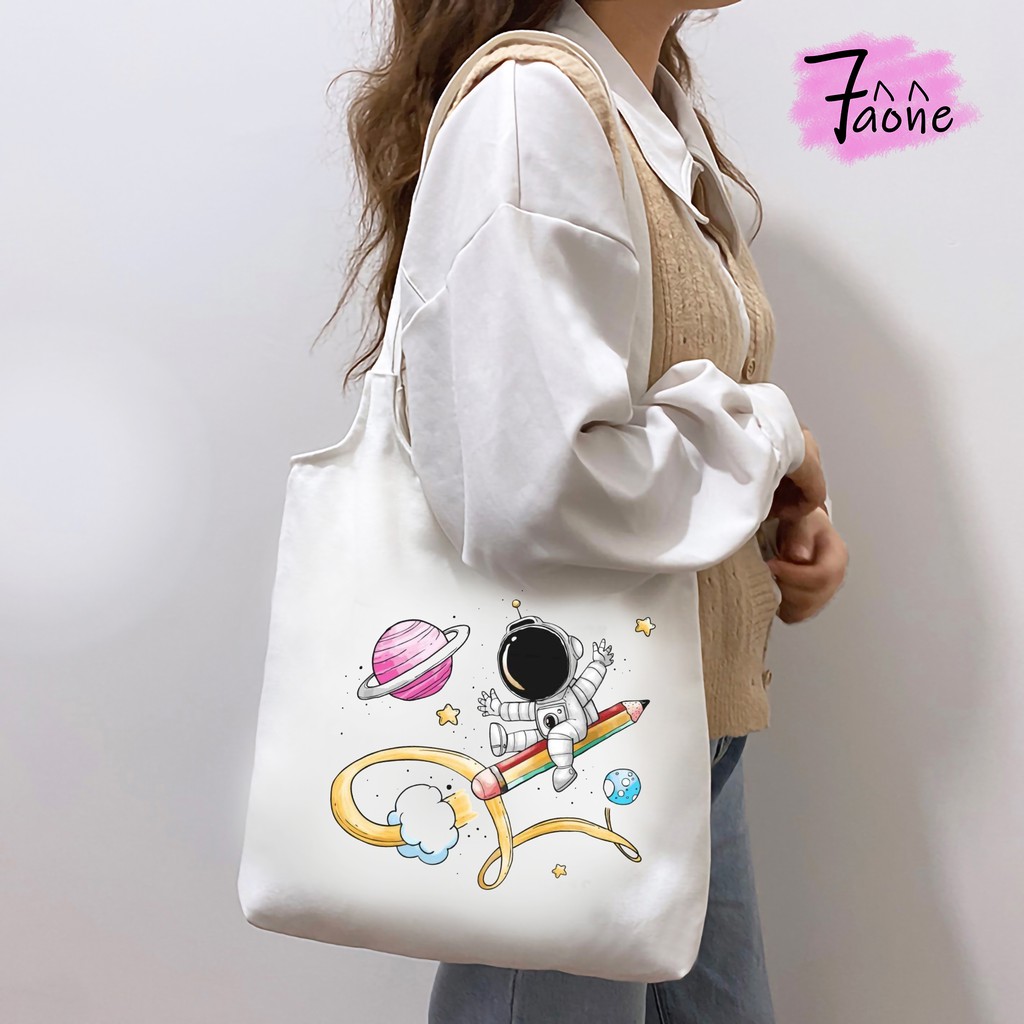 Túi Vải Quai Tròn Phi Hành Gia Vũ Trụ Có Túi Con Tote Vải Canvas