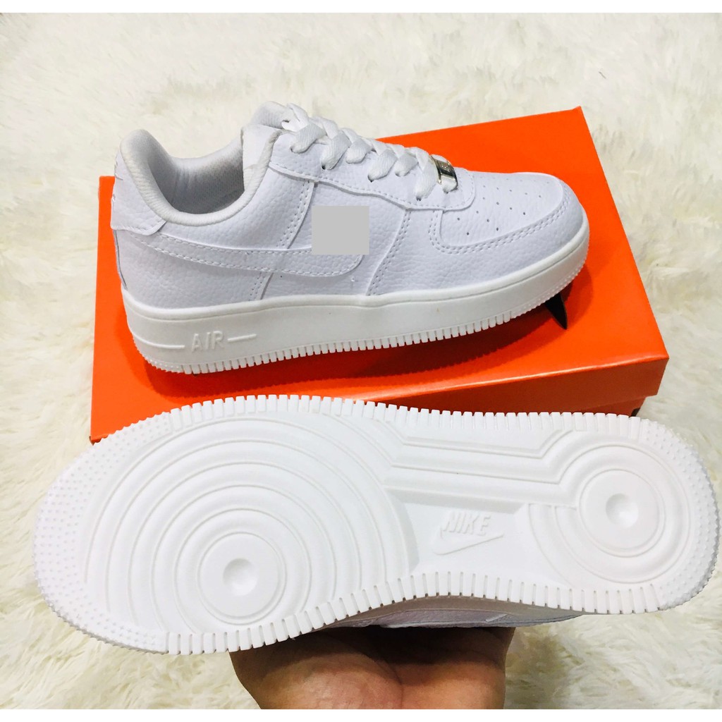 [Mã FAGREEN245 giảm tới 30K đơn 99K] Giày Thể Thao Sneaker AF1 Trắng Full Nam Nữ Thời Trang | BigBuy360 - bigbuy360.vn