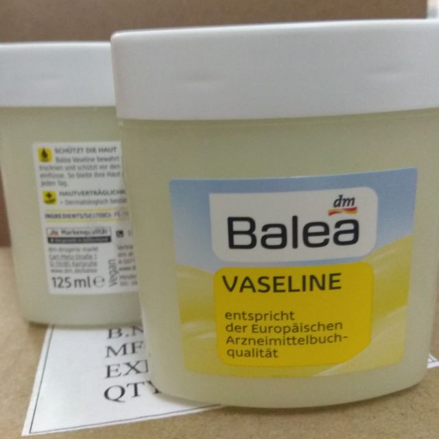 Vazerlin dưỡng ẩm từ Đức
