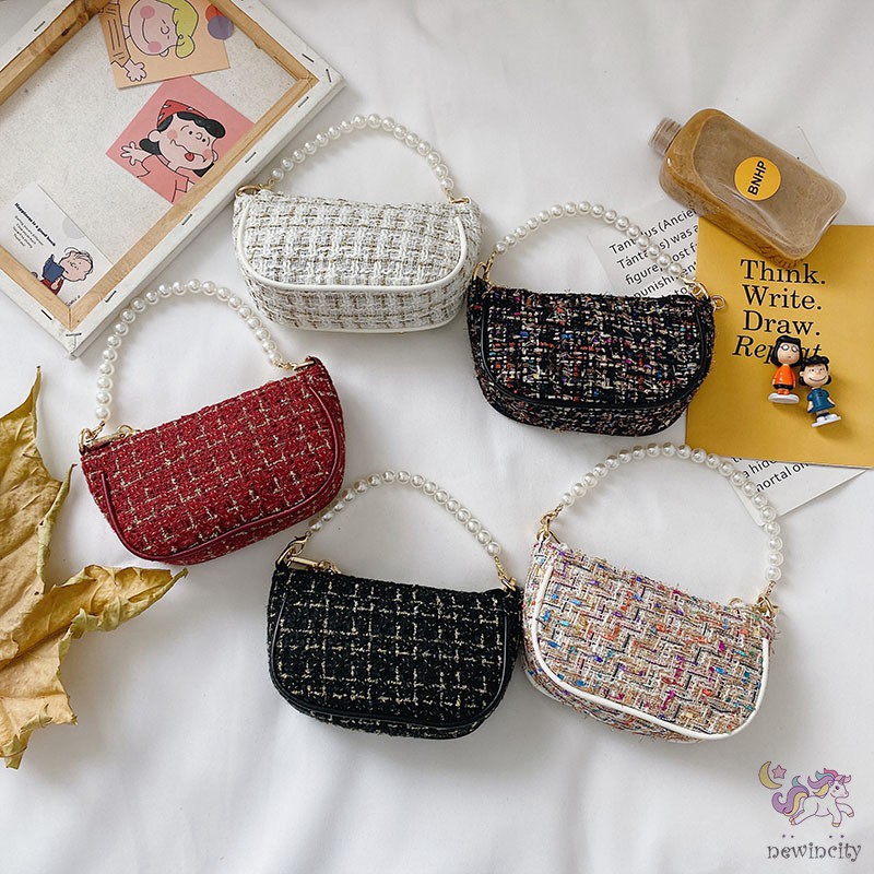 Túi xách đeo vai phối chuỗi hạt ngọc trai thời trang Hàn Quốc cho bé gái