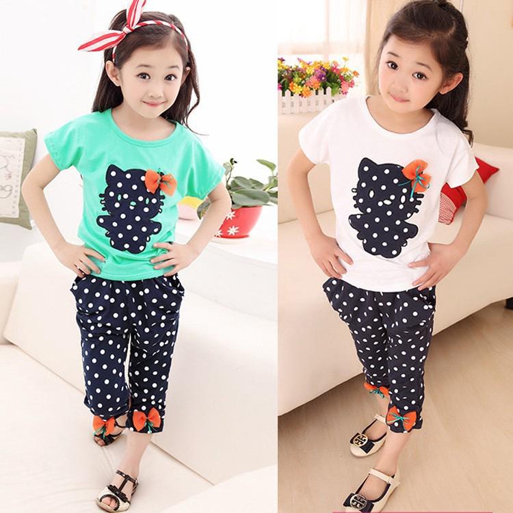 Set áo cổ tròn tay ngắn họa tiết mèo Kitty + quần chấm bi ôm dễ thương cho bé gái