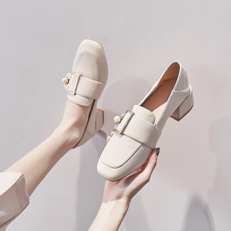 BEESHOES - GIAY MOKA NỮ MŨI VUÔNG CHẤT DA MỀM - GIÀY NỮ ĐẾ CAO 3 PHÂN GÓT VUÔNG ĐI SIÊU ÊM CHÂN SẮN MÀU KEM- ĐEN 201076 | BigBuy360 - bigbuy360.vn