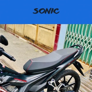 Yên Sonic 2 tầng gọt góc cạnh kèm da xịn 4 chiều may phối chỉ Đỏ