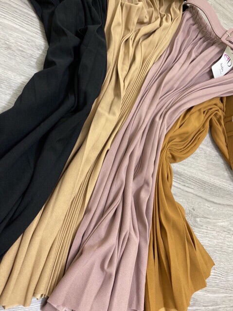 Chân váy xếp ly dài kèm đai | BigBuy360 - bigbuy360.vn