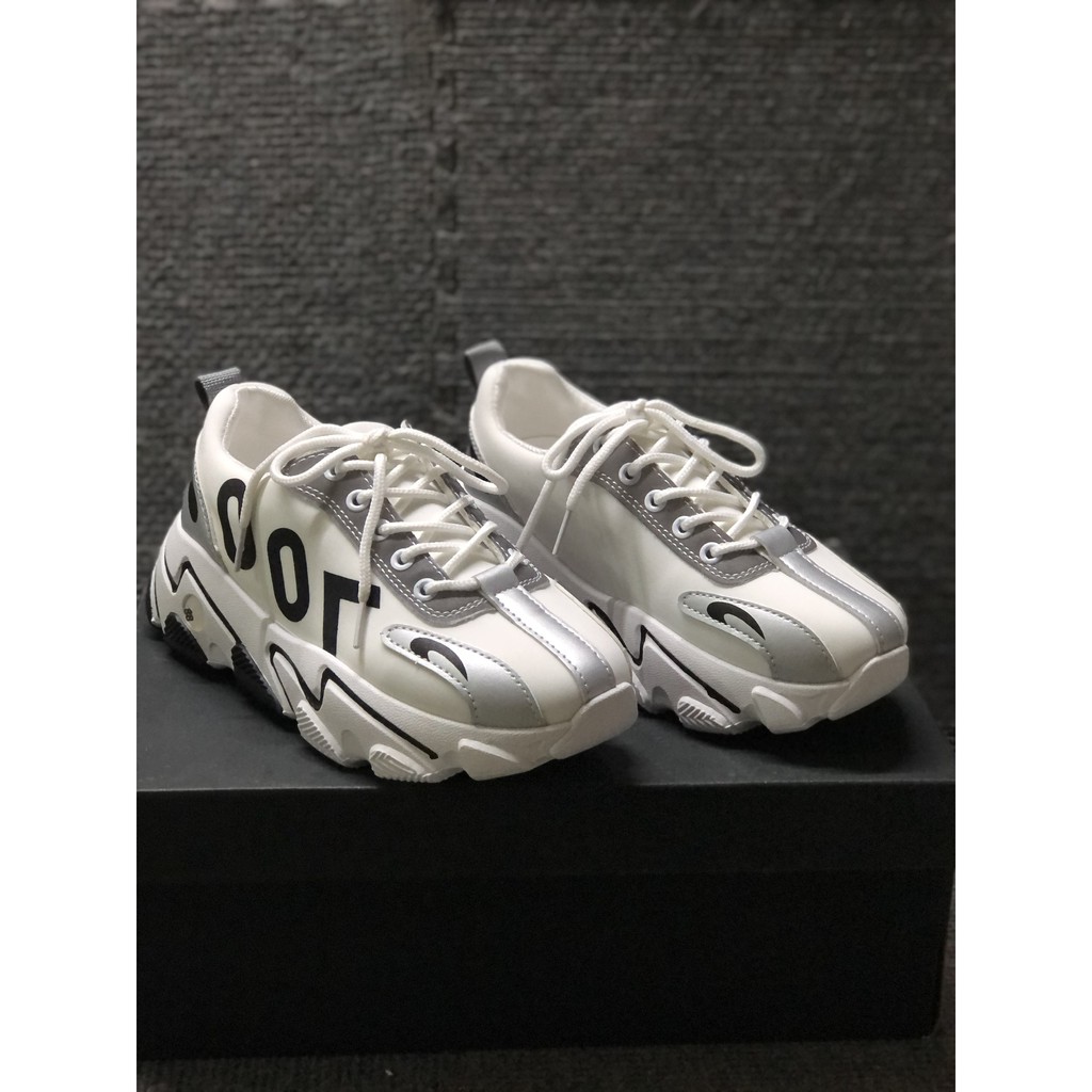 (Xả lẻ size 142k) Giày thể thao sneaker nữ  FREESHIP phản quang mã 700