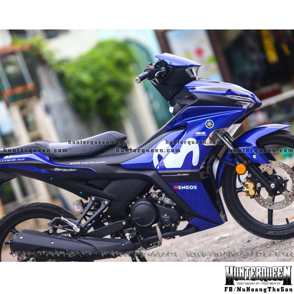 Tem rời cao cấp in UV, mẫu Movistar trắng, dán xe Exciter 155 xanh GP. Decal kích thước chuẩn, không bay màu, chống nước