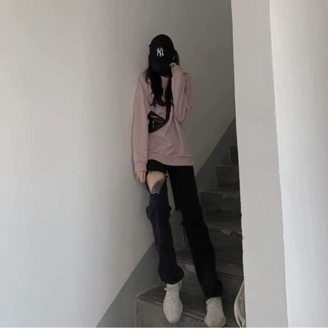 Quần jeans rách