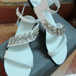 Sandal cnk