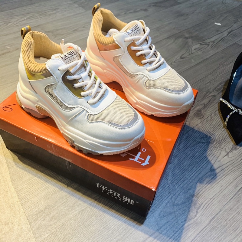 Giày thể thao độn đế nữ sneaker trắng pha nâu fullbox