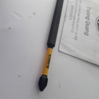 Mũi vít Ph2 Dewalt Mỹ flextorq dài 150mm