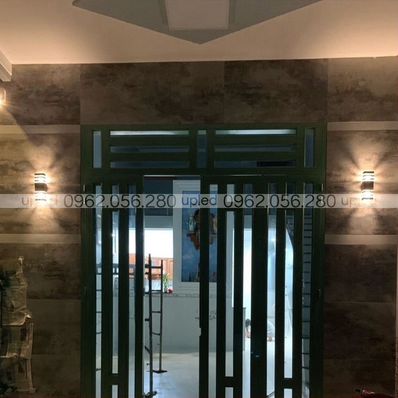 Đèn treo tường Ngoài Trời Atimol Led Chống Nước Vỏ Nhôm Kẻ Vạch Hiện Đại