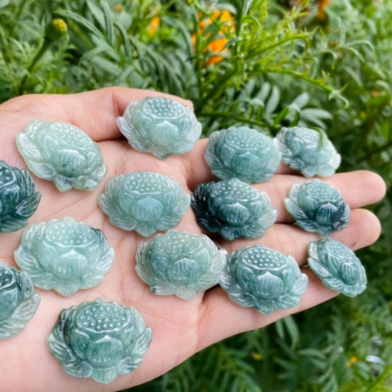 Dây Chuyền Mặt Đa Hoa Sen Kèm Dây Đeo Cổ